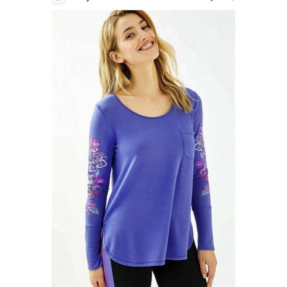 Lilly Pulitzer Luxletic Kerah Lounge Tee Size Medium Moonlight Garden Oversized - Picture 1 of 9